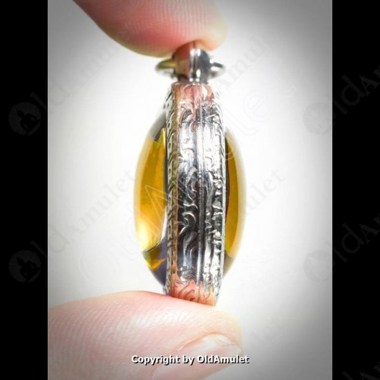 Yellow Oval Naga-eye +pandents Thai Holy Amulet Gemstone 100%real Size-m