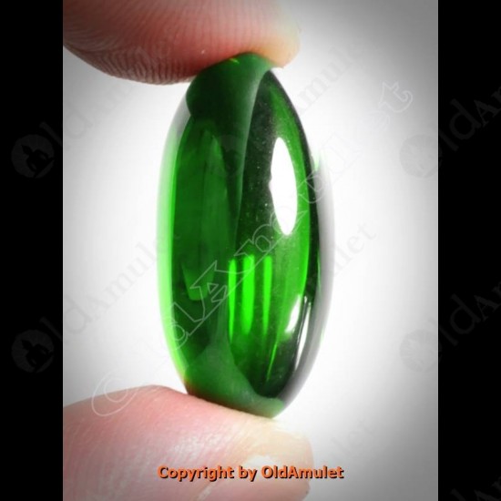 Green Oval Naga-eye +pandents Thai Holy Amulet Gemstone 100%real Size-m