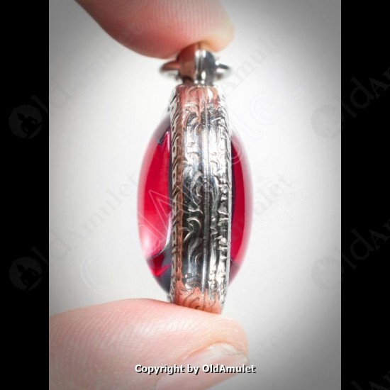 RED OVAL NAGA-EYE +PANDENTS CASE THAI HOLY AMULET GEMSTONE 100%REAL SIZE-M