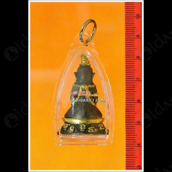 THAI AMULET NGANG RED EYE GEM BRONZE BLACK GOLD WATERPROOF LP NEN 2554