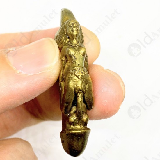 Thai Amulet Paladkik Lady Feel Spasm Love Attraction Bronze Lp Key 2543