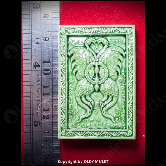 THAI AMULET BUTTERFLY+SPIDER CHARMING GREEN MIDDLE KB KRITSANA 2012