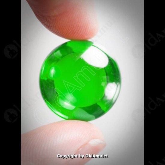 Green Round Naga-eye Thai Holy Real Amulet Gemstone 100%authentic Size-m