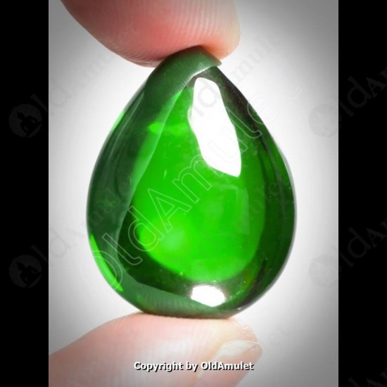 Green Pear Naga-eye Thai Holy Real Amulet Gemstone 100%authentic Size-m