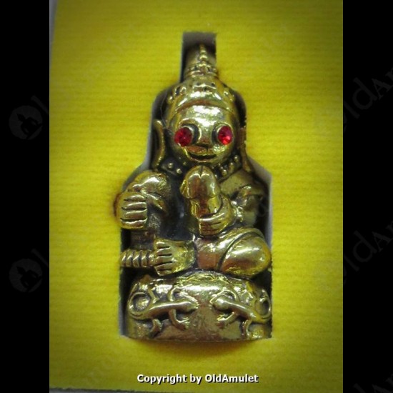 Thai Amulet Monkey Red Eye Ngang Strong Charming Yellow Kb Subin 2555