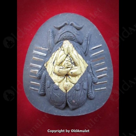 Thai Amulet Holy Wasp Amulet 16akroot Powder Mixed Black Lp Jeed 2555