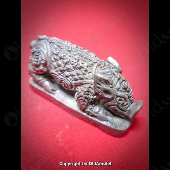 THAI AMULET BLACK PIG 3COLOR TAKRUD LUCKY WEALTH BRONZE LP PHARD 2551