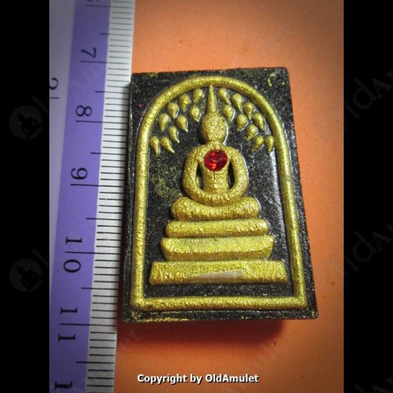 THAI AMULET PHRA SOMDEJ RED GEM 2TAKROOT BLACK POWDER MIXED LP KOON 2556