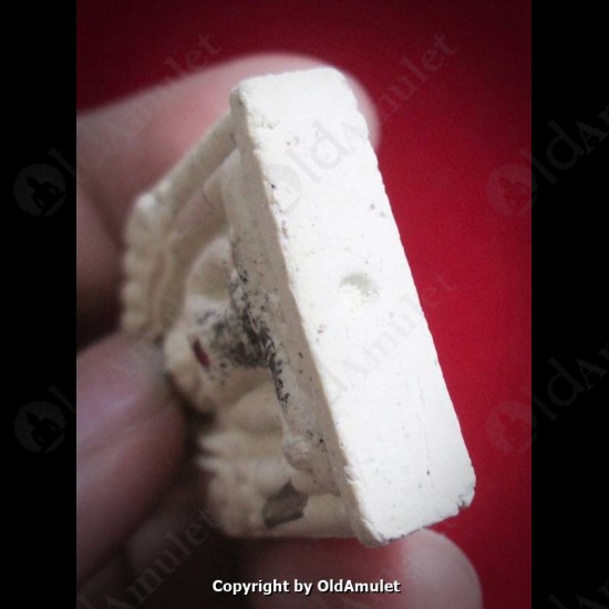 THAI AMULET KHUNPAEN 2TAKROOT WHITE POWDER MIXED LP KOON BAN-RAI 2556