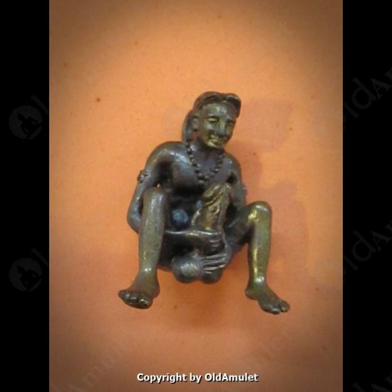 Thai Amulet E-per Ngang Men Charming Love Attraction Bronze Lp Key 2551