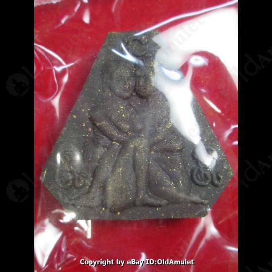 THAI AMULET YIN KUU RAK LOVE ATTRACTION AJAN LONG BANG YAI 2556