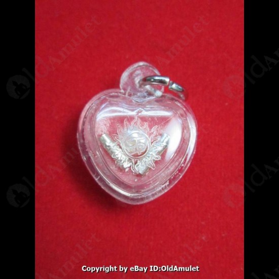 THAI AMULET HAU JAI MINI HEART LOVE ATTRACTION RED WAXY AJAN O 2556