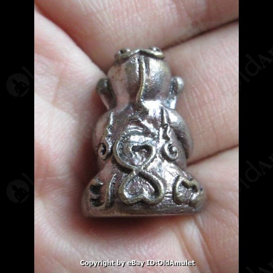 THAI AMULET PID TA CLOSED EYE PROTECTION BRONZE COLOR LP KEY 2556