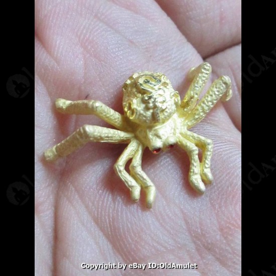 THAI AMULET HOLY RICH SPIDER WEALTHY GOLD COLOR SMALL LP KEY 2556