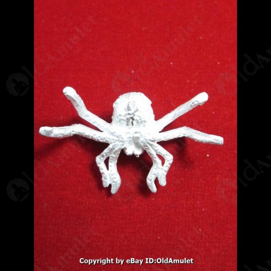 THAI AMULET HOLY RICH SPIDER WEALTHY SILVER COLOR SMALL LP KEY 2556