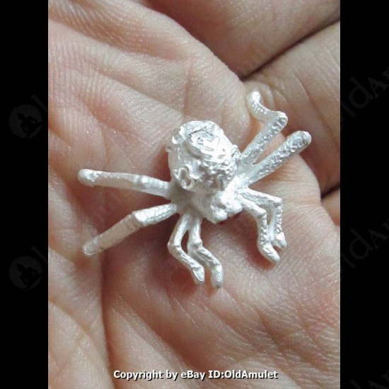 THAI AMULET HOLY RICH SPIDER WEALTHY SILVER COLOR SMALL LP KEY 2556