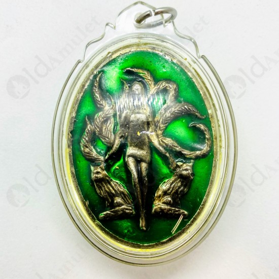 THAI AMULET AJ KHUNTHEP 9TAILS FOX LOVE SEX ATTRACTION GREEN IN OIL