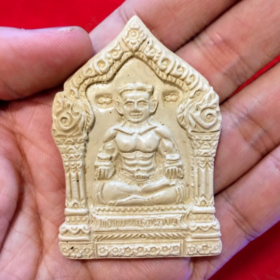 THAI AMULET KHUNPAEN CHARMING ATTRACTION LOVE POWERFUL KB THAMMUNEE 2559