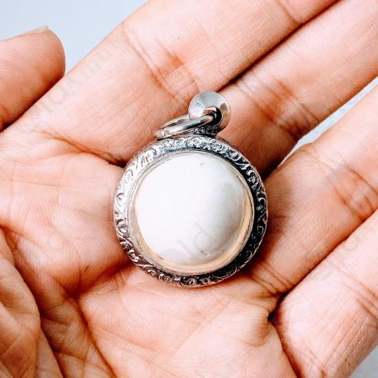 Round White Cave Pearl Thai Amulet Buddha Relics ARAHANT Stone Size-Small