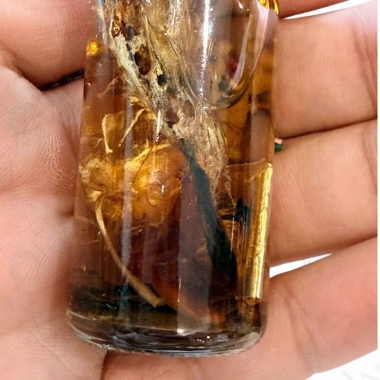 Flower in Holy Oil NMP Thai Amulet Love sex attraction Ajan Perm Praidam BE.2568